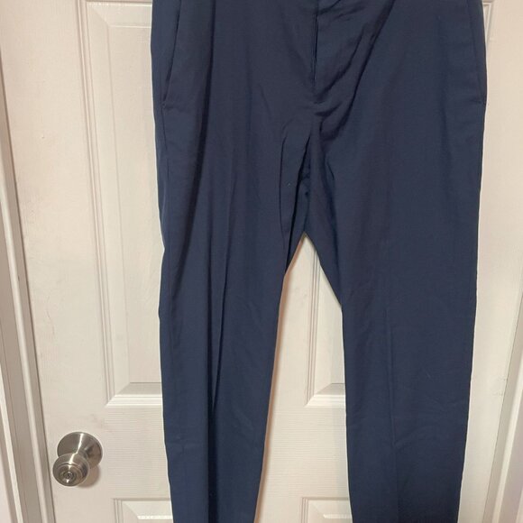 Haggar Tailored Fit Navy Slacks - 30 x 30 - Picture 2 of 3